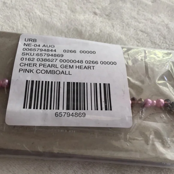 New Urban outfitters Cher Pearl Gem Heart necklace, choker - Picture 10 of 10